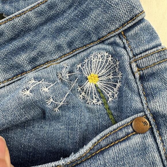 Judy Blue Jeans Womens 18W Skinny Fit Embroidered Flower Distressed Whiskering - Picture 13 of 13